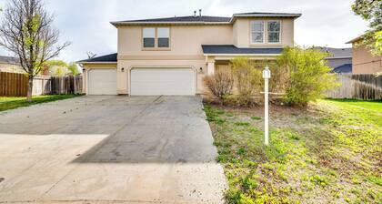 Ideally Located Nampa Home w/ Office Area & Patio!