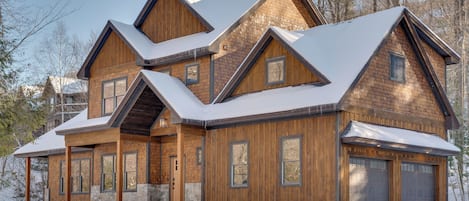 Hus (4 Bedrooms) | Boendets fasad
