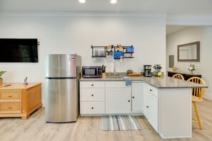 Apartment (0 Bedroom) | Interior