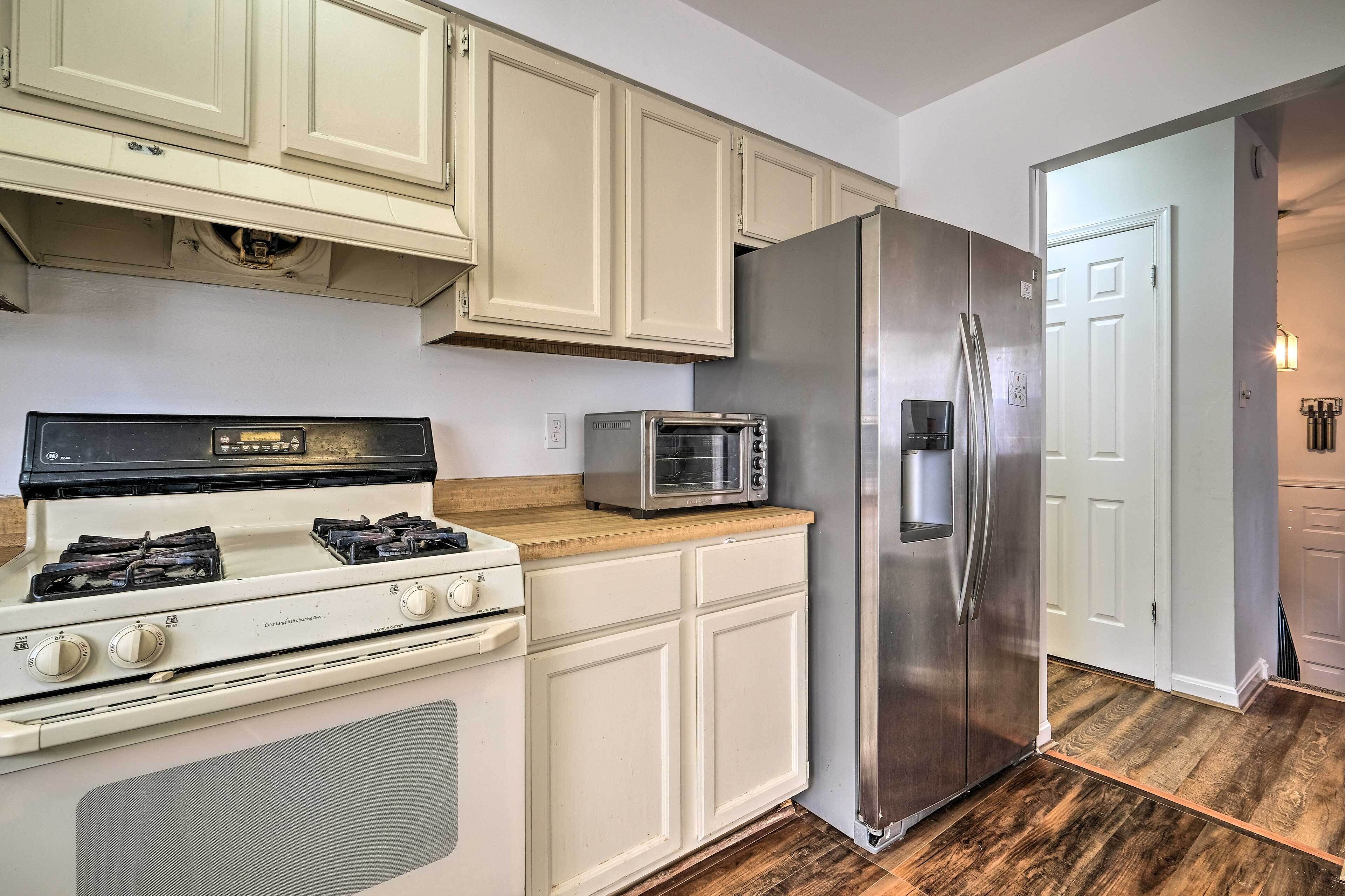 Microwave, oven, stovetop, dishwasher