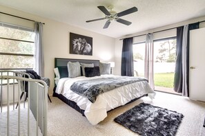 3 bedrooms, iron/ironing board, free cribs/infant beds, bed sheets - Orlando Vacation Rental w/ Yard & Pool Access (Orlando)