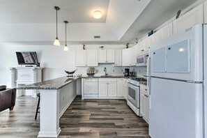 อพาร์ทเมนท์ (3 Bedrooms) | ภายใน