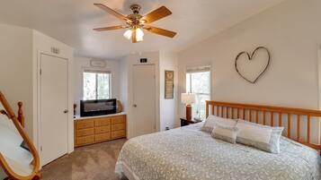 House (3 Bedrooms) | 3 bedrooms, laptop workspace, iron/ironing board, free cribs/infant beds