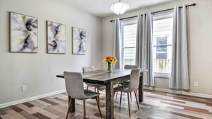 Interior - Indianapolis Vacation Rental With Patio! (Indianapolis)