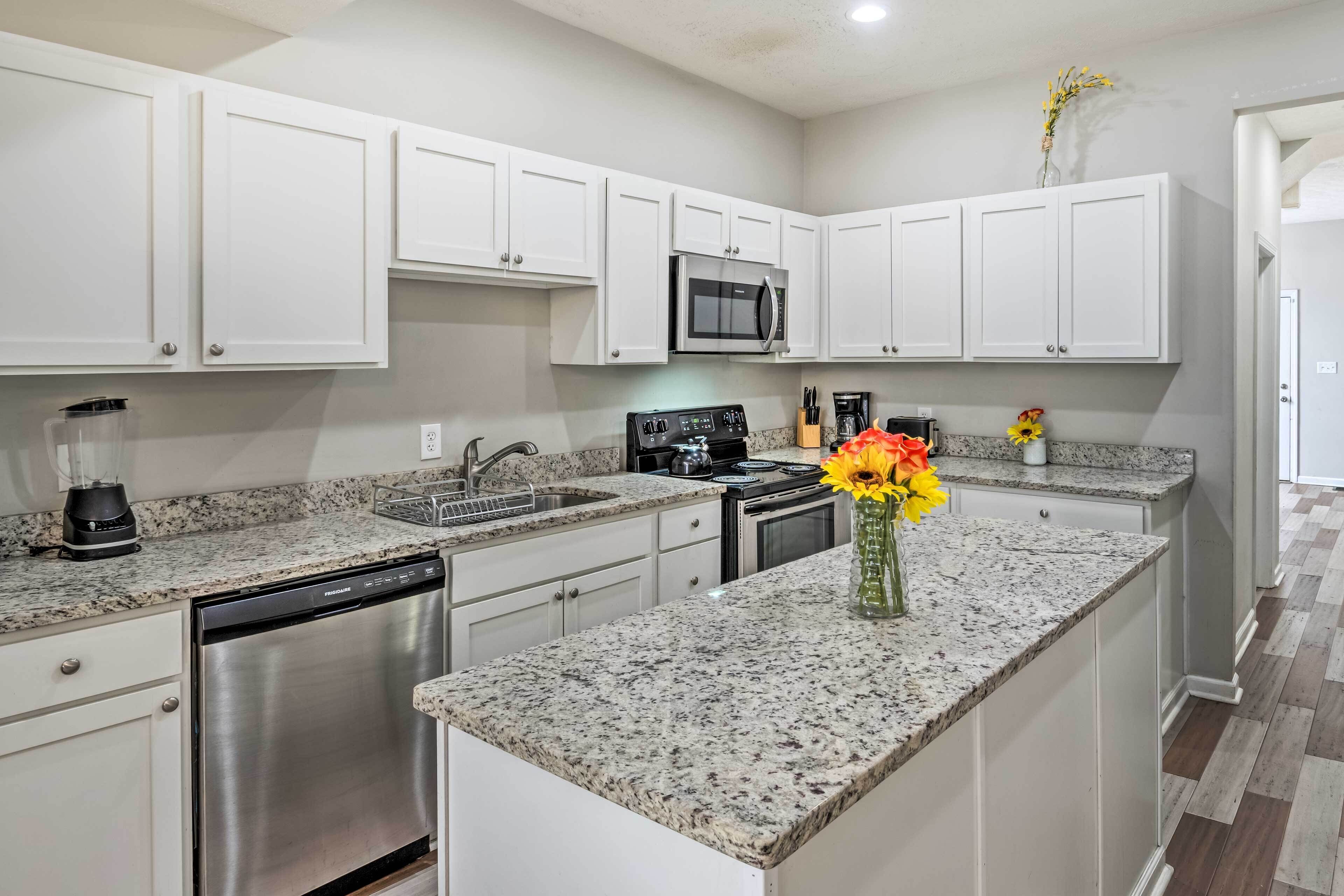 House (6 Bedrooms) | Interior