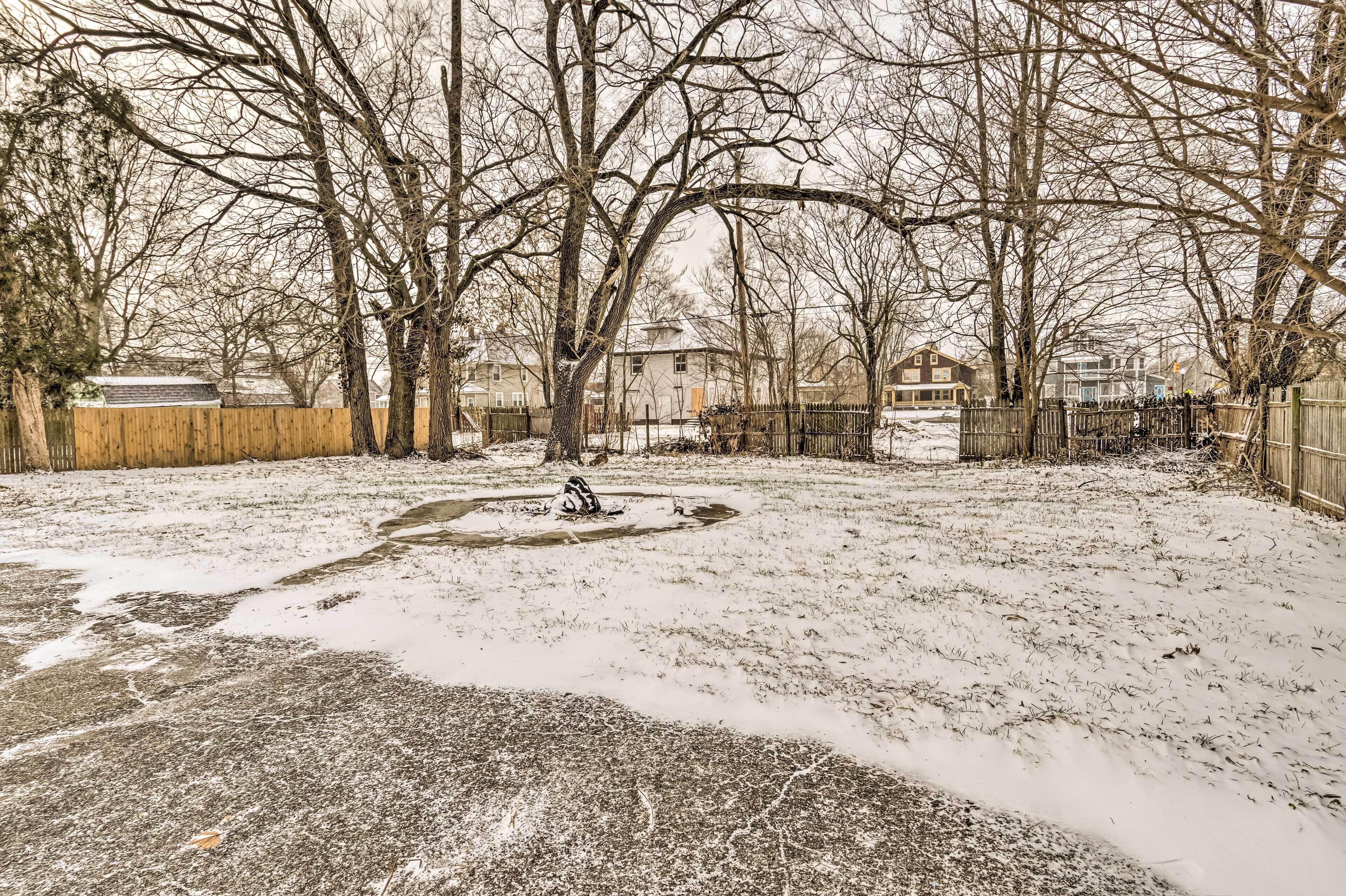 House (6 Bedrooms) | Interior