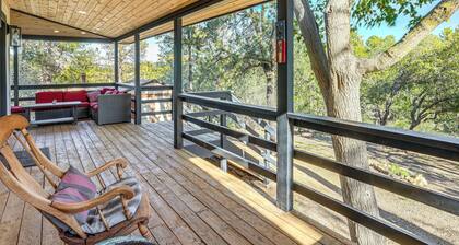Prescott Retreat w/ Hot Tub ~ 3 Mi to Dtwn!