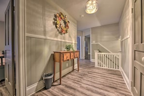 LÀgenhet (4 Bedrooms) | Interiör