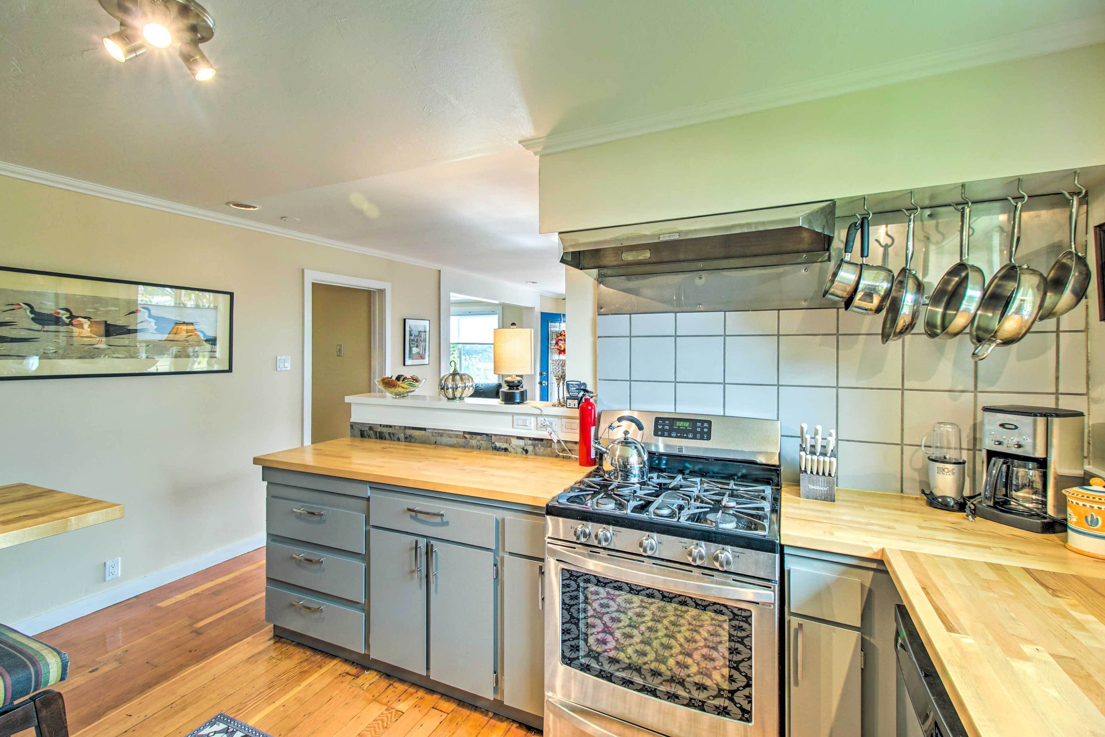 House (2 Bedrooms) | Interior