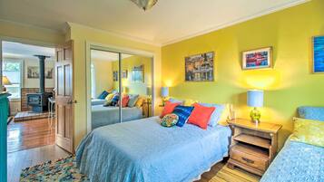 House (2 Bedrooms) | Interior