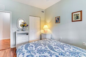 Apartment (2 Bedrooms) | Interior - Cozy Fort Myers Retreat w/ Community Pool! (Fort Myers)