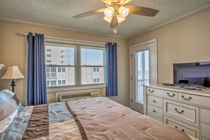 Apartment (2 Bedrooms) | Interior - Oceanfront North Myrtle Beach Condo w/ Pool Access (North Myrtle Beach)