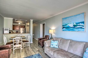 Interior - Oceanfront North Myrtle Beach Condo w/ Pool Access (North Myrtle Beach)
