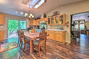 Microwave, oven, stovetop, highchair - Creekside Payson Cabin w/ Deck - Near Hiking! (Payson)