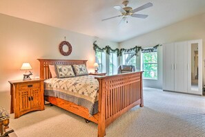 ハウス (3 Bedrooms) | 3 室のベッドルーム、ノートパソコン用作業スペース、ベビーベッド (無料)、ベッドシーツ