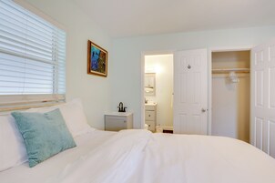 Apartment (0 Bedroom) | Interior