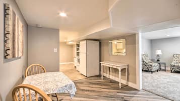 Apartment (1 Bedroom) | Interior
