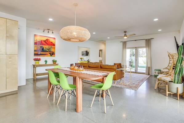 House (3 Bedrooms) | Interior