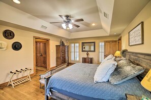 Ferienhaus (6 Bedrooms) | 6 Schlafzimmer, laptopgeeigneter Arbeitsplatz, kostenlose Babybetten