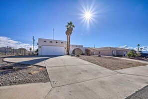 Interior - 3 Mi to Lake Havasu: Home w/ Patio (Lake Havasu City)