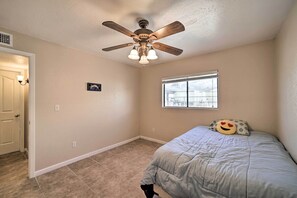 Interior - 3 Mi to Lake Havasu: Home w/ Patio (Lake Havasu City)