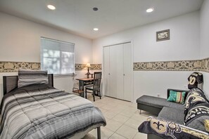 Apartment (2 Bedrooms)