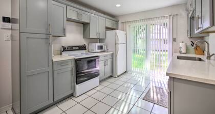 New! Laplace Townhome, 9 Mi to Lake Pontchartrain!