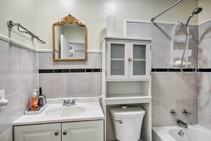 Appartement (2 Bedrooms) | Salle de bain