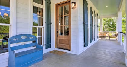 Bright Waveland Home - Walk to Beach Access!