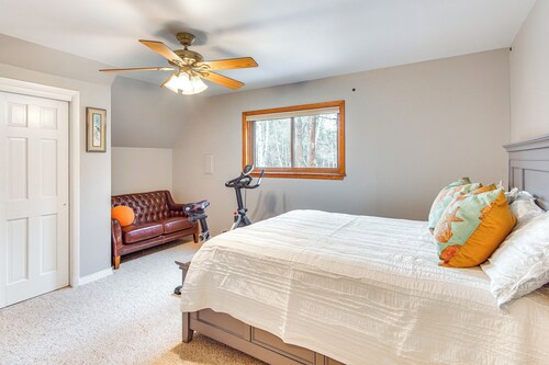 Riverfront Retreat in Nathrop: Fire Pits & Hot Tub