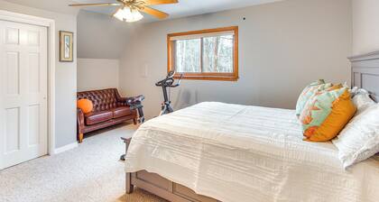 Riverfront Retreat in Nathrop: Fire Pits & Hot Tub