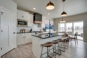 Căn hộ (4 Bedrooms) | Nội thất