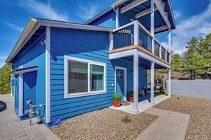 Cottage (2 Bedrooms) | Interior