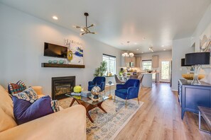 Cottage (2 Bedrooms) | Interior
