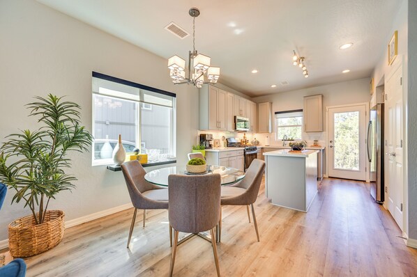 Cottage (2 Bedrooms) | Interior