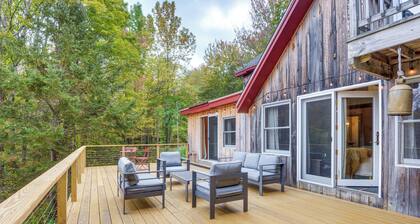 Storybook Stratton House: 3 Mi to Mount Snow!