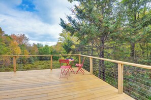 House (4 Bedrooms) | Interior - Storybook Stratton House: 3 Mi to Mount Snow! (West Wardsboro)