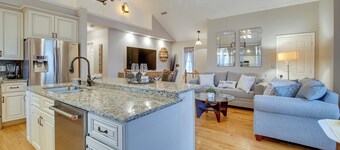 Cozy Virginia Vacation Rental w/ Seasonal Pool!