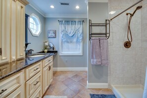 Cottage (1 Bedroom) | Interior
