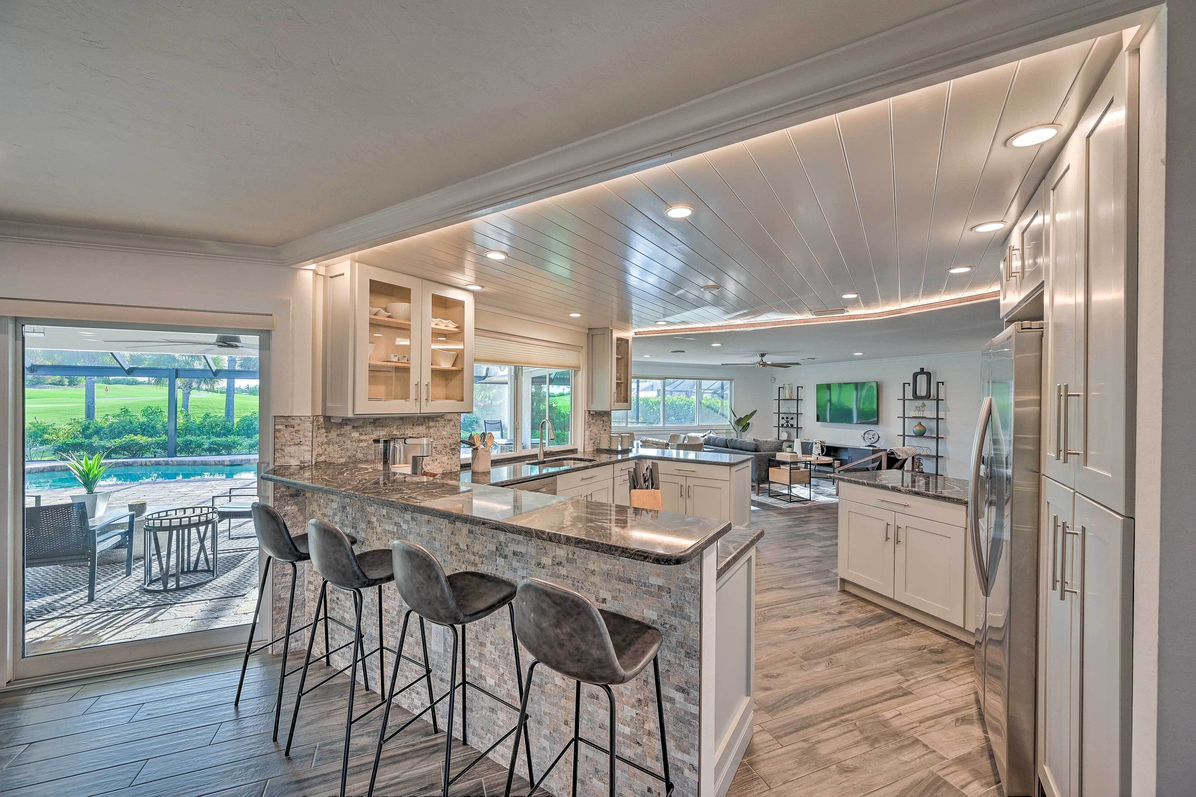 House (3 Bedrooms) | Private kitchen | Microwave, oven, stovetop, dishwasher