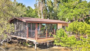 Apartment (0 Bedroom) | Interior