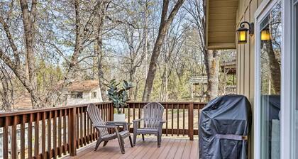 California Cabin w/ Lake Access: 28 Mi to Yosemite