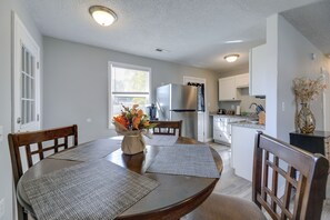 House (3 Bedrooms) | Interior - New Bern Abode w/ Yard ~ 2 Mi to Neuse River (New Bern)