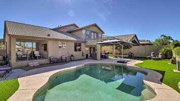 House (4 Bedrooms) | Interior