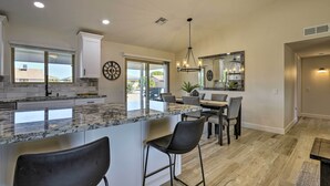 Rumah (2 Bedrooms) | Interior