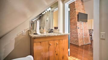 Cottage (2 Bedrooms) | Interior