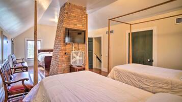 Cottage (2 Bedrooms) | Interior