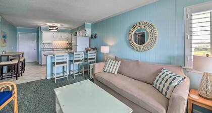 Beachfront Condo w/ Boardwalk & Pool Access!