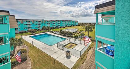 Beachfront Condo w/ Boardwalk & Pool Access!