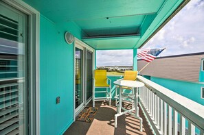 Apartment (2 Bedrooms) | Interior - Beachfront Condo w/ Boardwalk & Pool Access! (Atlantic Beach)